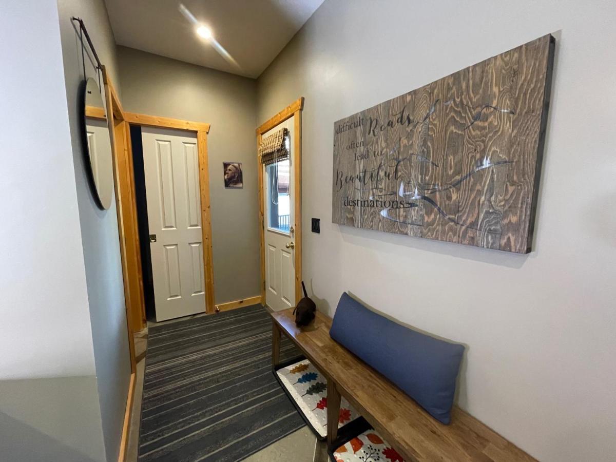 Blanchard Mountain Bnb Canmore Exterior photo